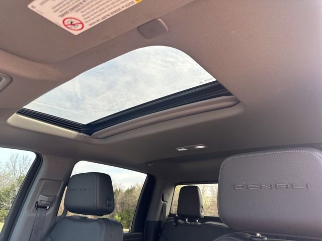 Used 2023 GMC Sierra 2500 Denali w/ Denali Ultimate Package image 27