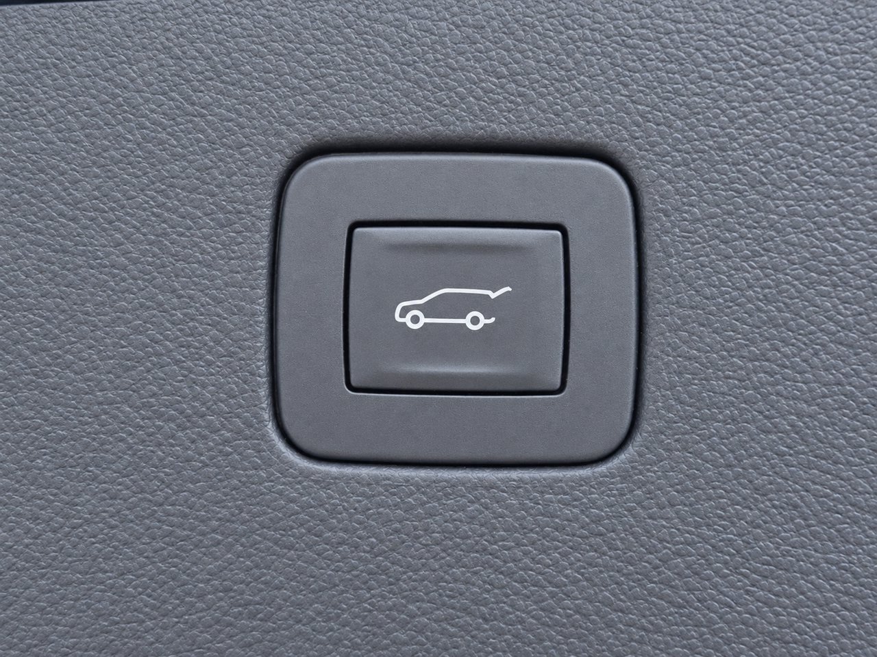 Certified 2025 Buick Envista Avenir FWD image 27