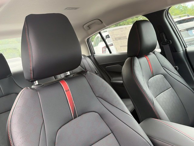 New 2027 Nissan Sentra SR w/ SR Premium Package FWD image 28
