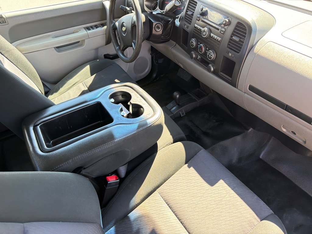 Used 2013 Chevrolet Silverado 2500 W/T AWD/4WD image 7