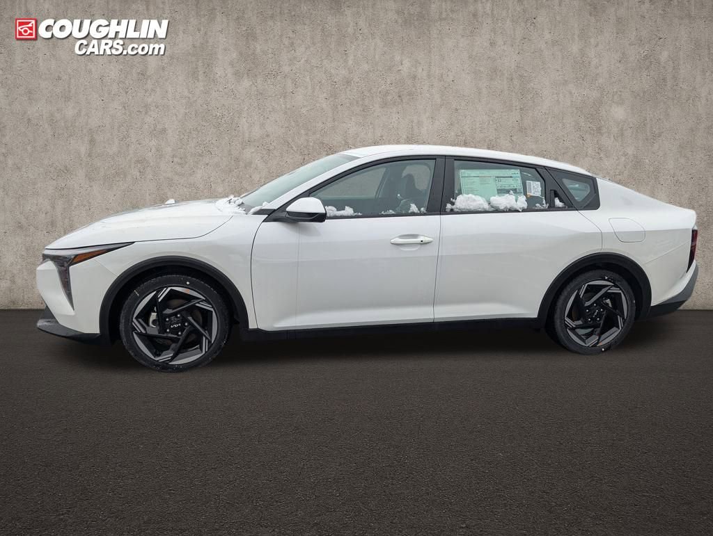 New 2025 Kia K4 EX image 4