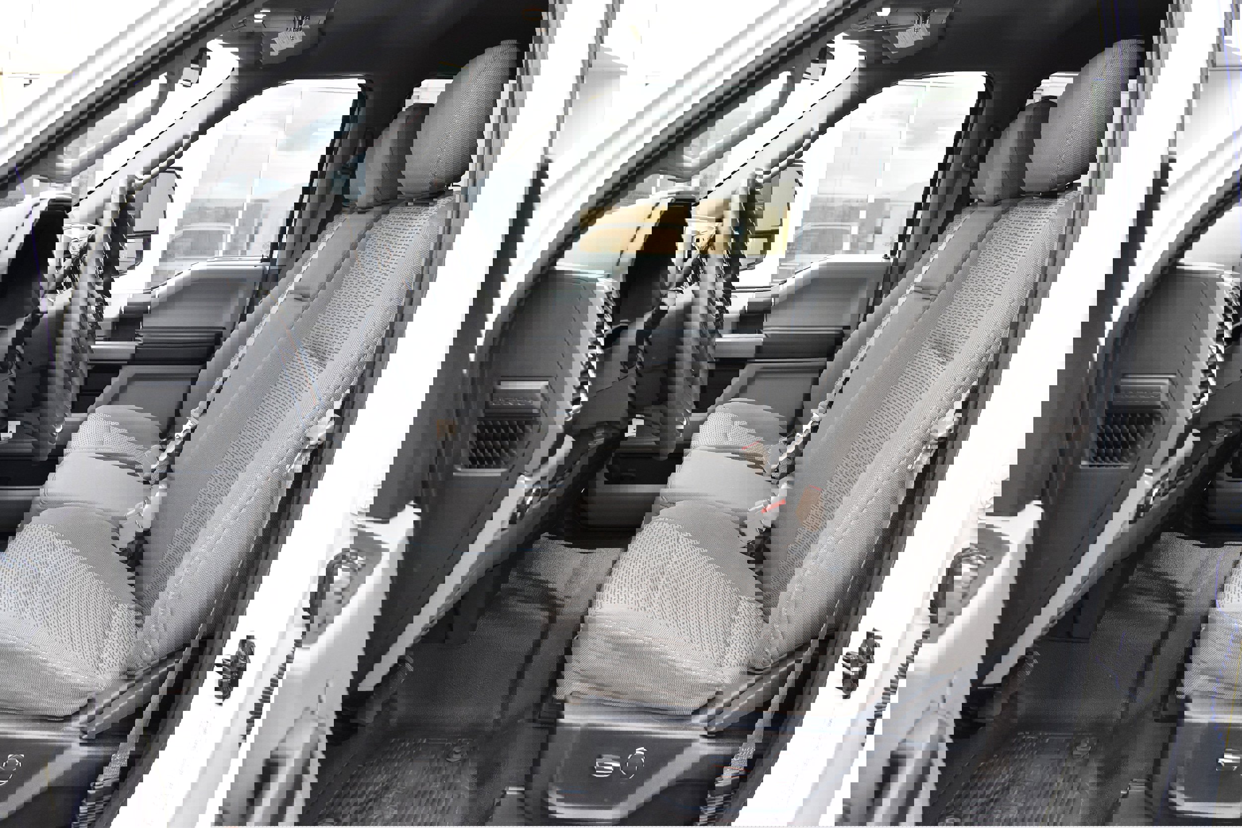 Used 2018 Ford F350 XLT w/ XLT Value Package image 12