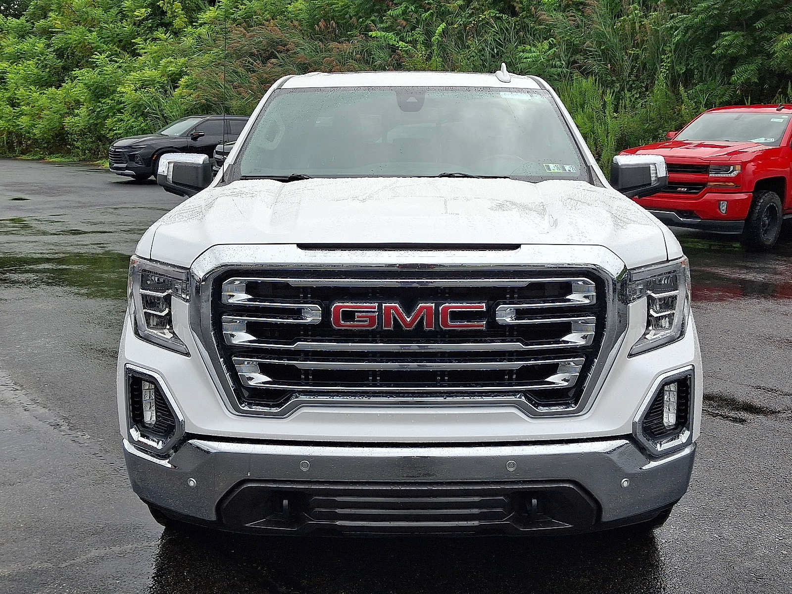 Used 2019 GMC Sierra 1500 SLT w/ SLT Premium Plus Package AWD/4WD image 2