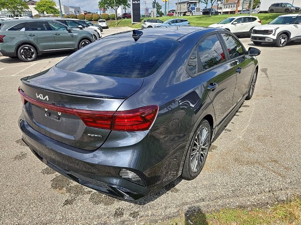 Certified 2023 Kia Forte GT-Line w/ GT-Line Premium Package FWD image 3
