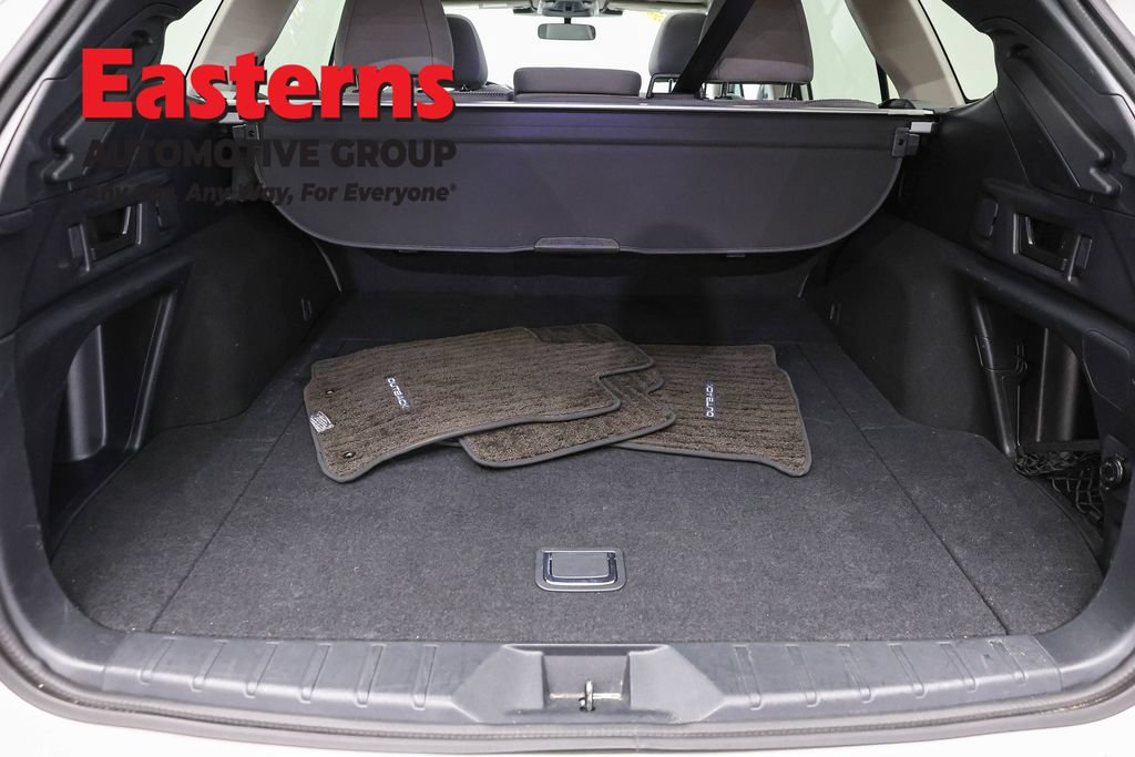 Used 2023 Subaru Outback Premium AWD/4WD image 9