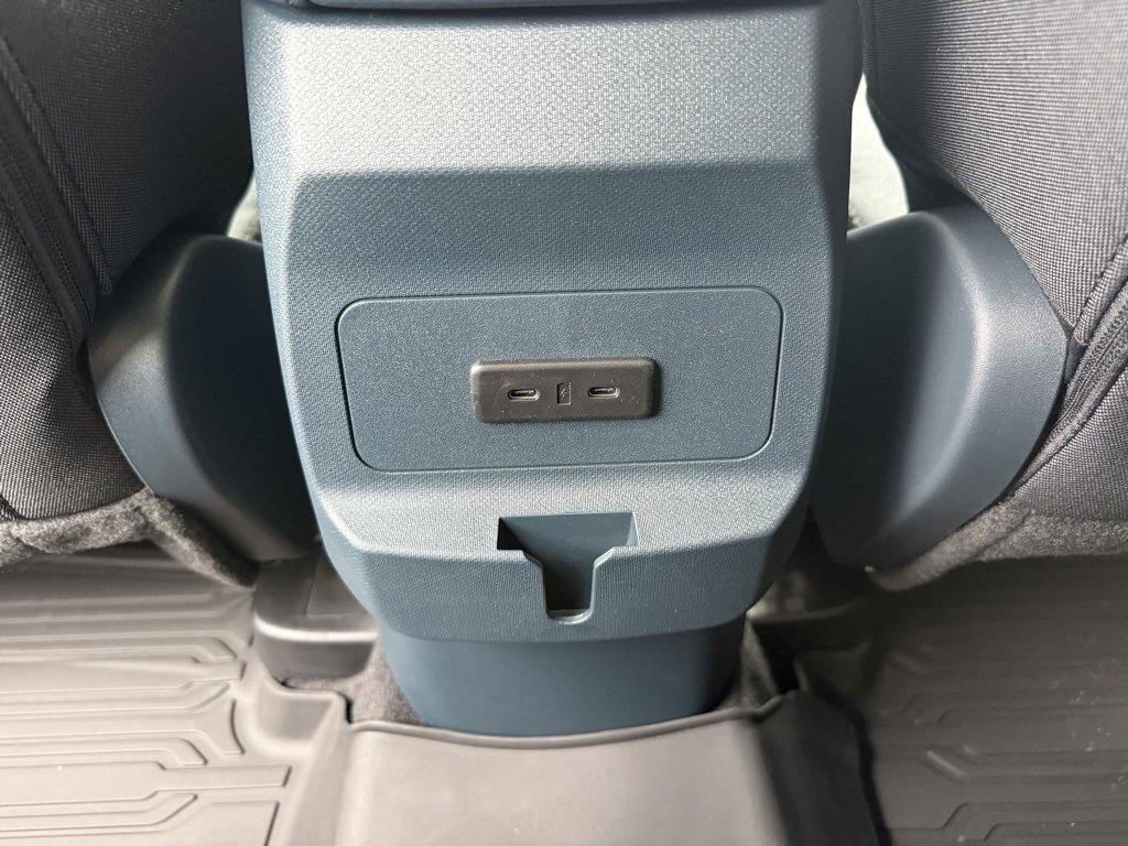 New 2025 Ford Maverick XL image 16