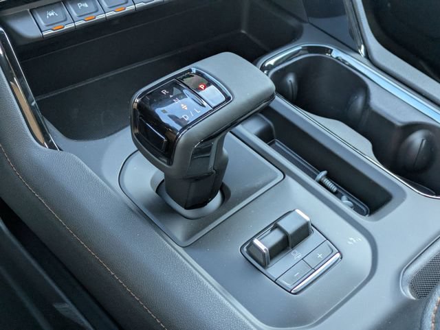 New 2026 GMC Sierra 1500 AT4 w/ AT4 Premium Package AWD/4WD image 25