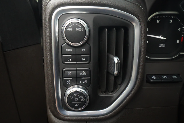 Used 2021 GMC Sierra 2500 Denali w/ Denali Ultimate Package AWD/4WD image 15
