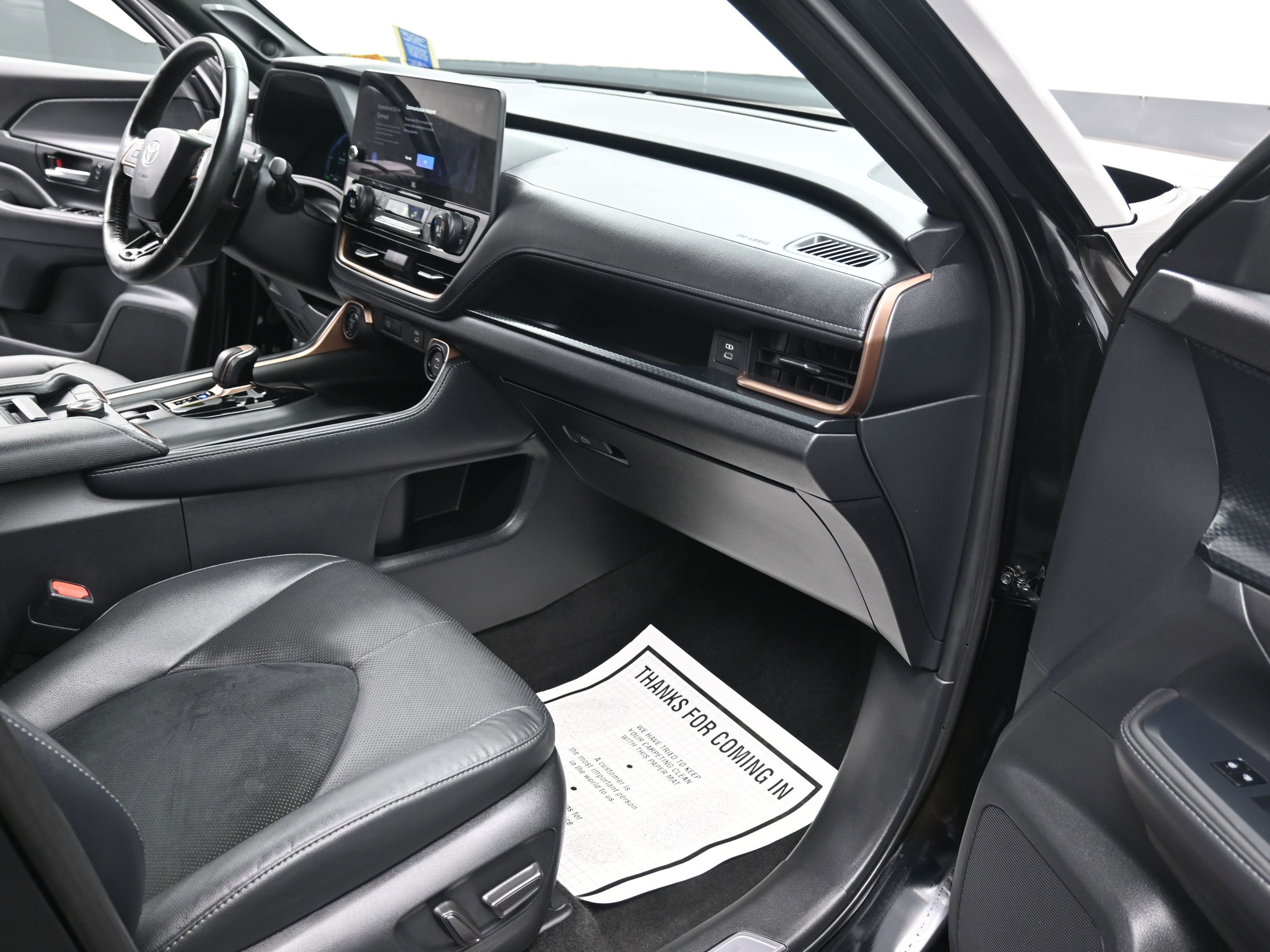 Used 2024 Toyota Grand Highlander MAX Platinum image 26