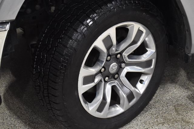 Used 2022 RAM 1500 Limited w/ Off-Road Group image 12