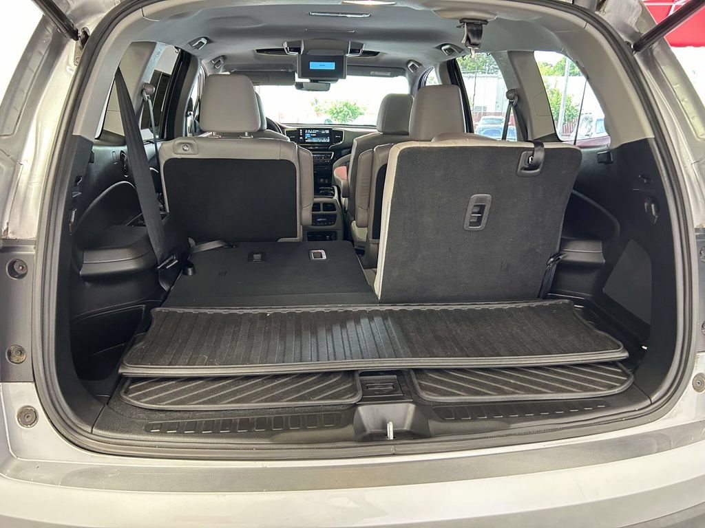 Used 2022 Honda Pilot Touring image 12