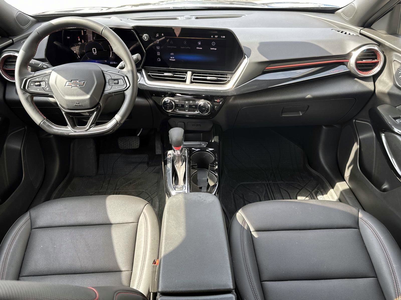 Certified 2024 Chevrolet Trax RS w/ Driver Confidence Package image 13