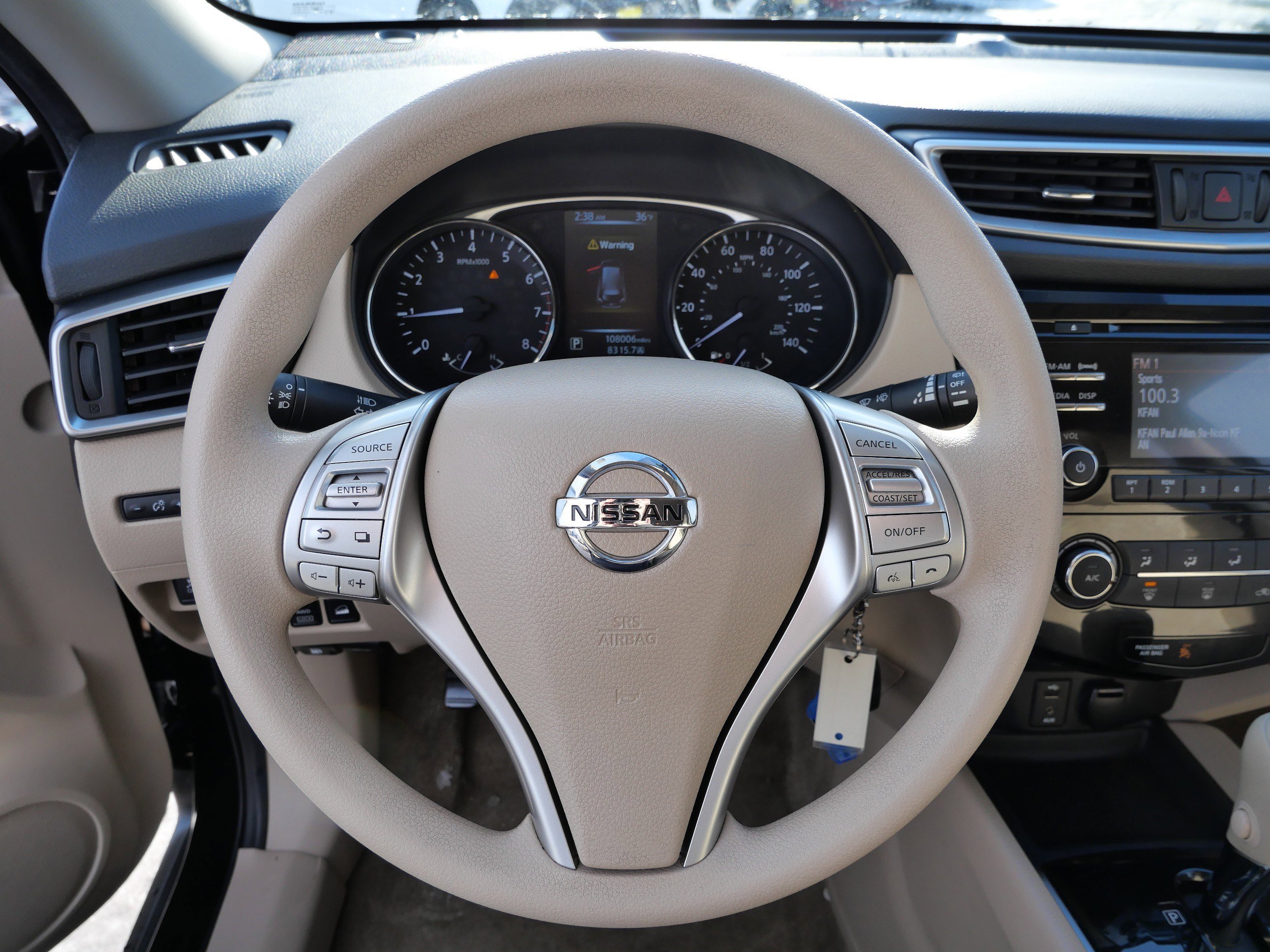 Used 2015 Nissan Rogue S image 26