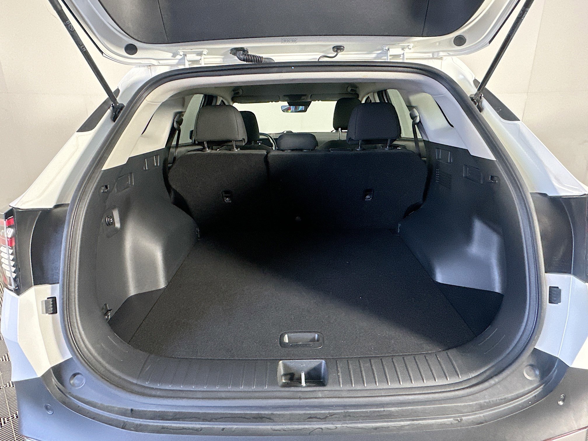 Used 2026 Kia Sportage LX FWD image 26