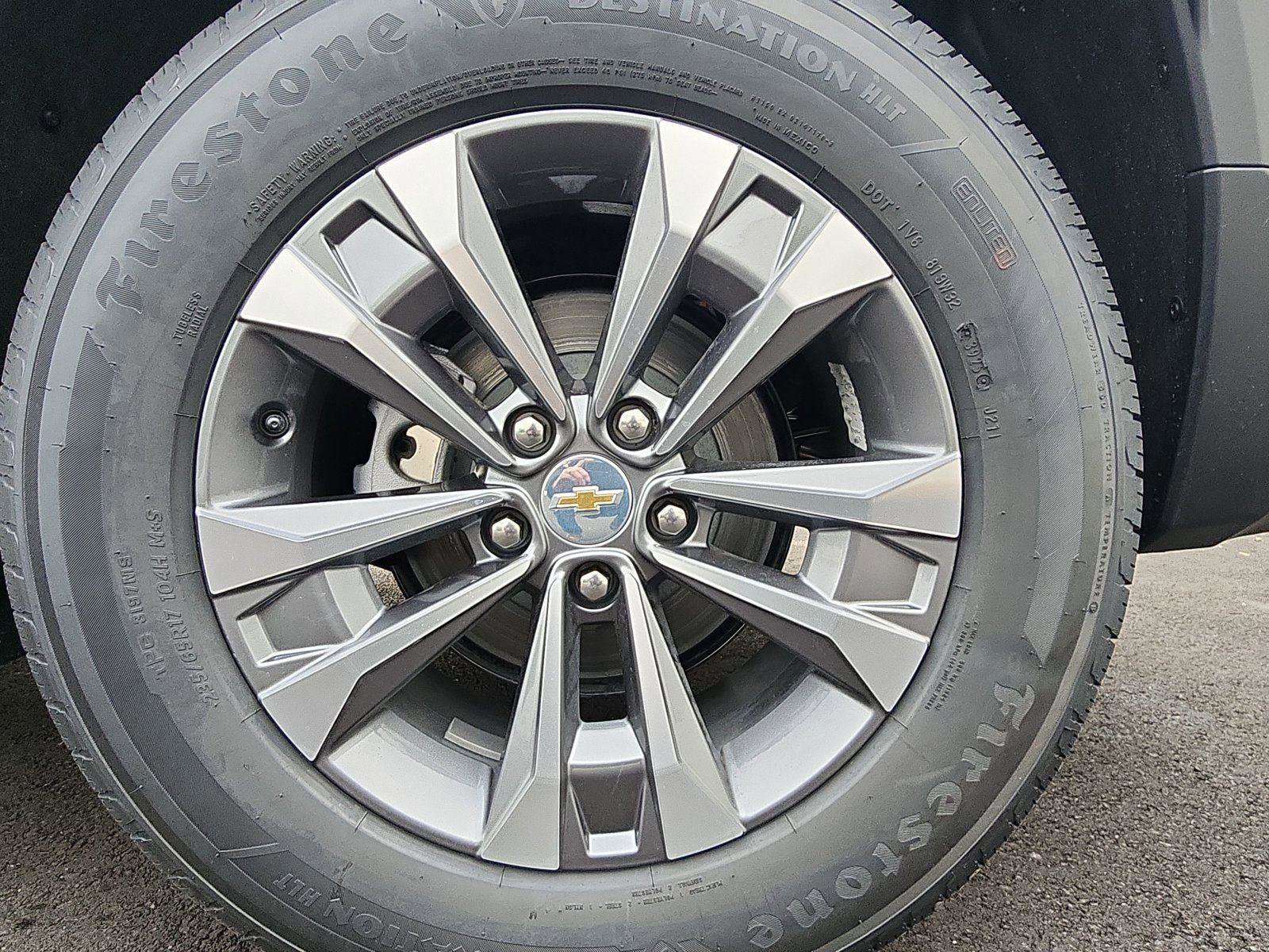 New 2026 Chevrolet Equinox LT w/ Convenience Package II image 9