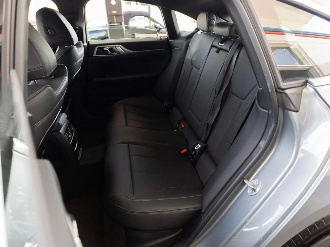Used 2024 BMW i4 eDrive40 w/ Convenience Package RWD image 30