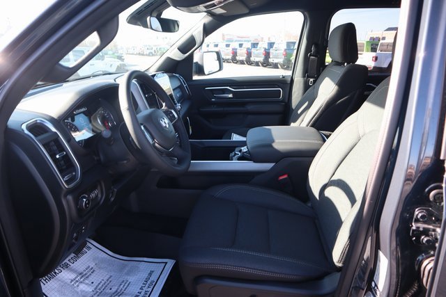 New 2026 RAM 1500 4x4 Crew Cab image 6