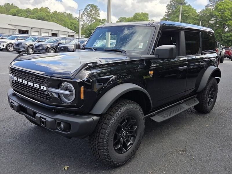 New 2026 Ford Bronco Badlands AWD/4WD image 3