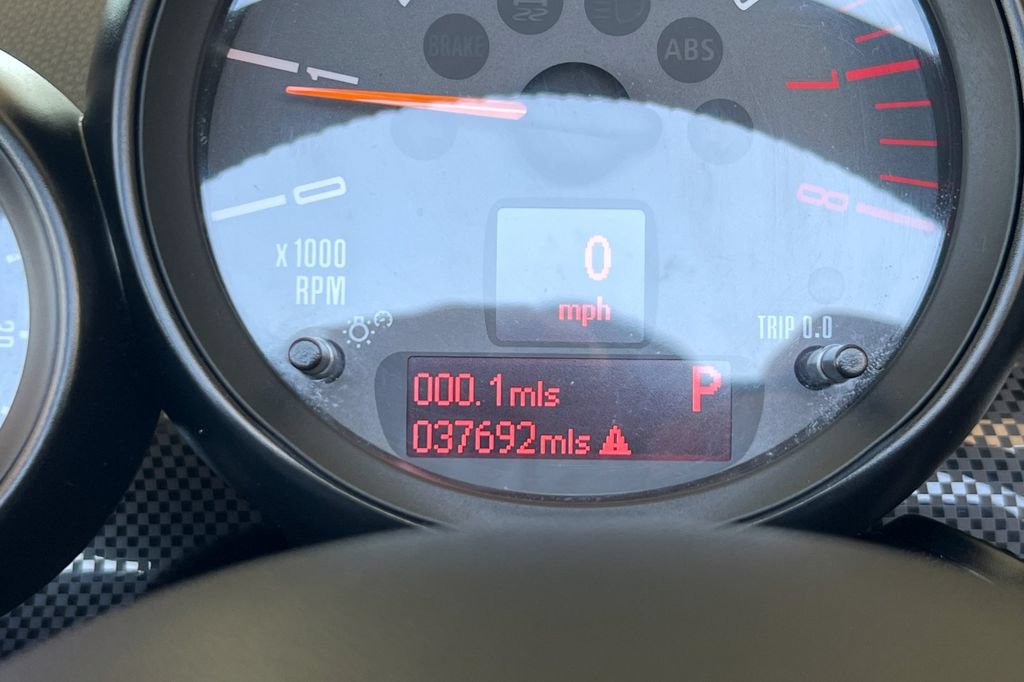 Used 2015 MINI Cooper Roadster S FWD image 24