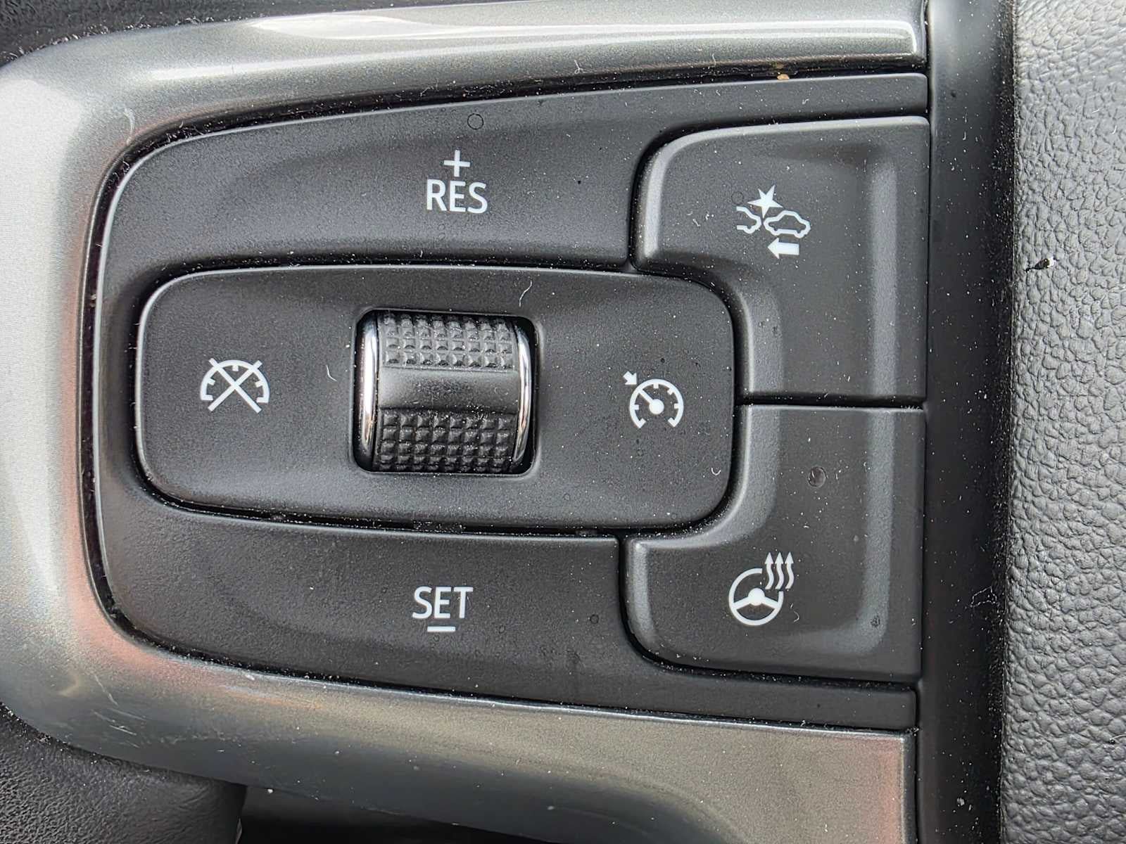 Certified 2024 Chevrolet Suburban Premier AWD/4WD image 31