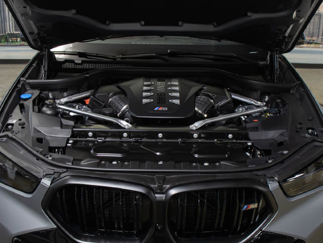 New 2027 BMW X6 M60i AWD/4WD image 5
