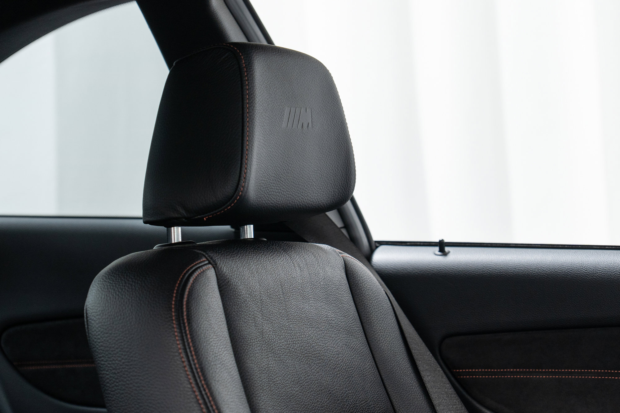 Used 2011 BMW 1 Series M image 23