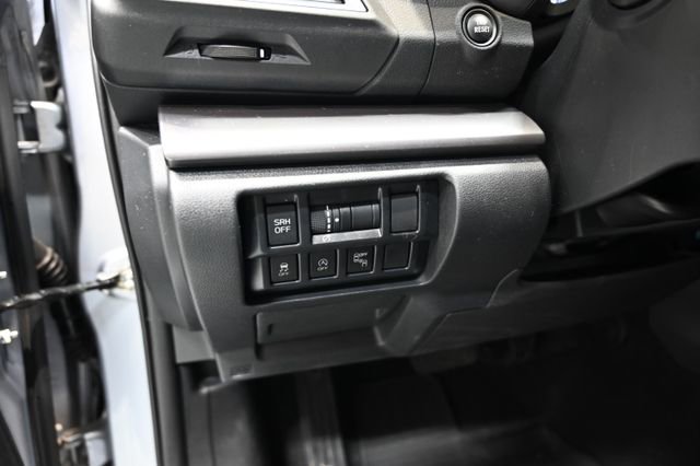 Used 2021 Subaru Crosstrek 2.5i Limited w/ Moonroof Package 2 AWD/4WD image 26