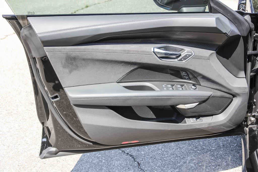 Used 2023 Audi RS e-tron GT w/ Carbon Performance Package AWD/4WD image 21