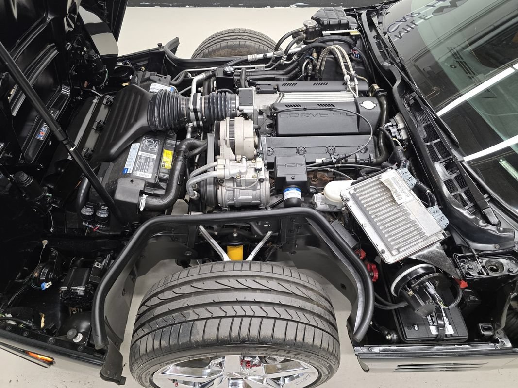 Used 1994 Chevrolet Corvette Coupe RWD image 54