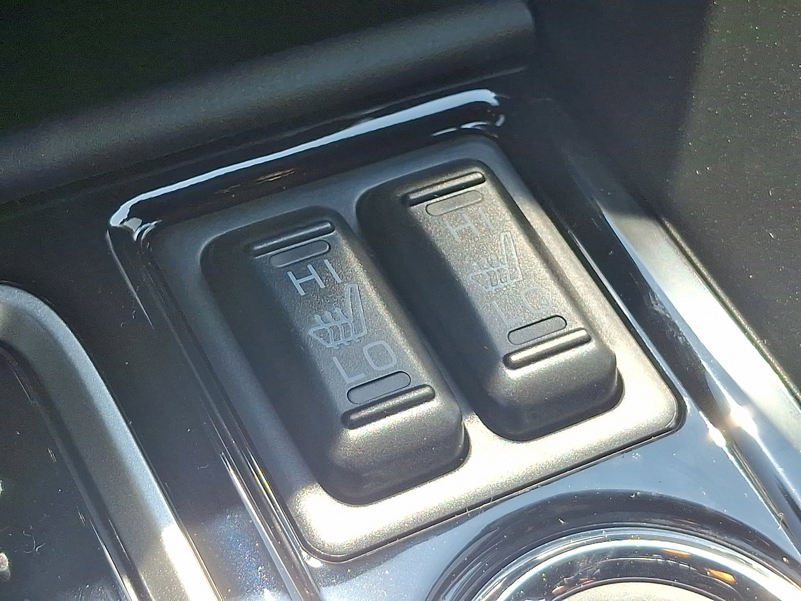 New 2025 Mitsubishi Eclipse Cross Black Edition image 21