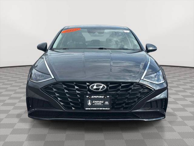 Certified 2023 Hyundai Sonata SEL w/ Convenience Package FWD image 2