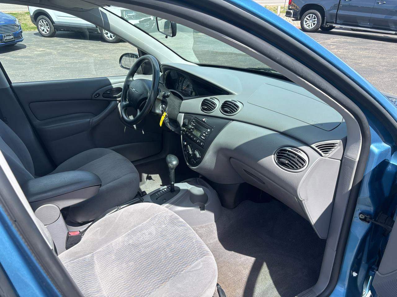 Used 2001 Ford Focus SE FWD image 23