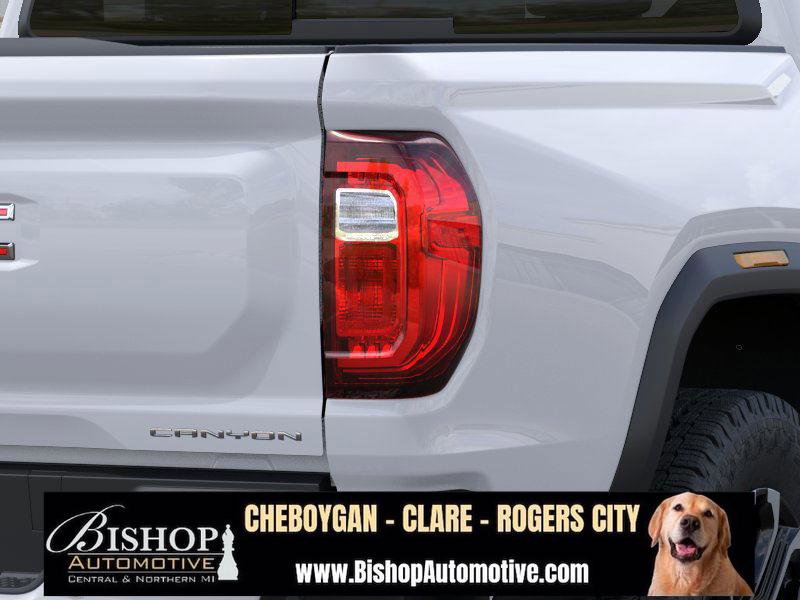 New 2026 GMC Canyon Denali image 15