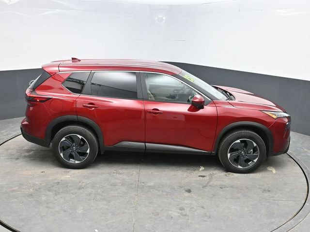 Used 2025 Nissan Rogue SV AWD/4WD image 28