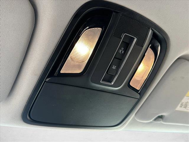 Used 2020 Kia Sorento LX image 14