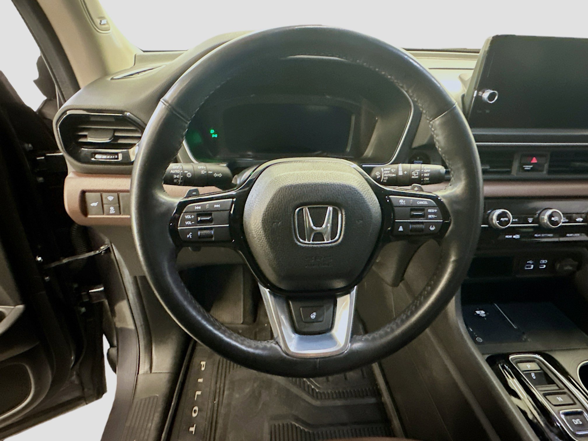 Used 2024 Honda Pilot Elite image 18