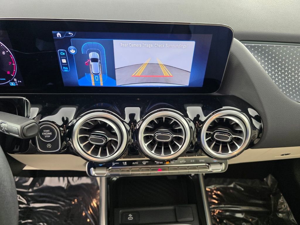 Certified 2025 Mercedes-Benz GLA 250 image 21