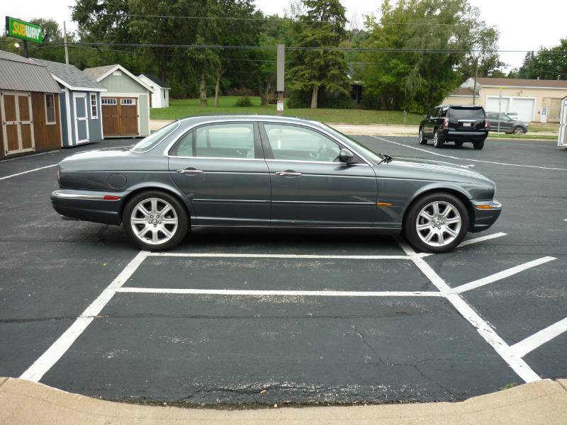 Used 2004 Jaguar XJ8 RWD image 6