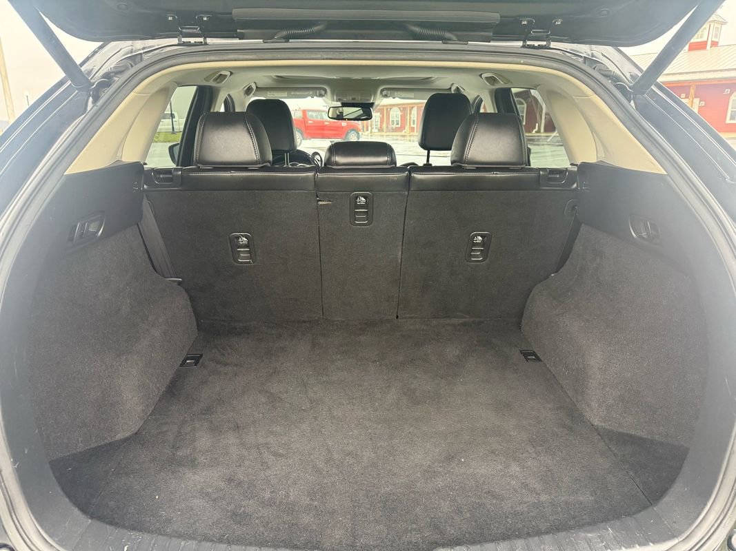 Used 2018 MAZDA CX-5 Touring w/ Preferred Equipment Package image 17