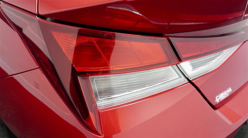 Used 2021 Hyundai Elantra SEL w/ Convenience Package image 40