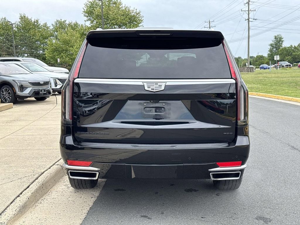 Used 2021 Cadillac Escalade Premium Luxury Platinum AWD/4WD image 23