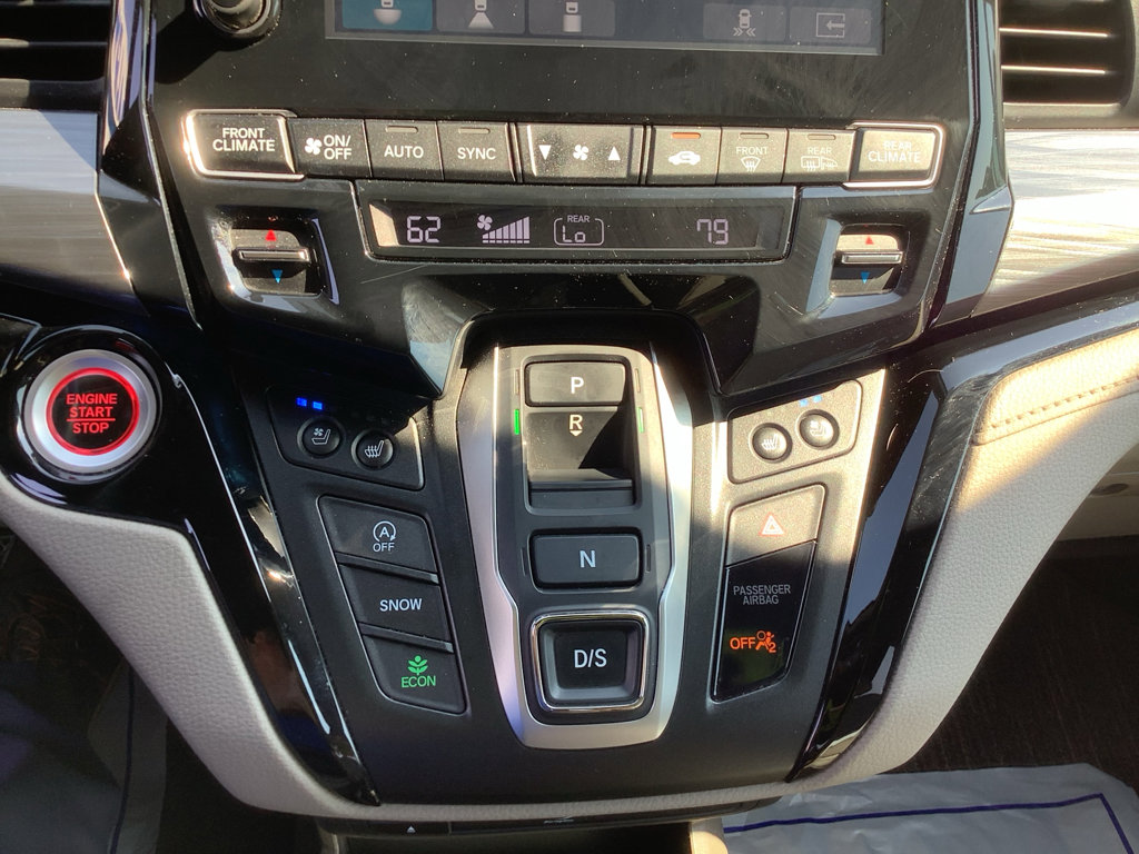 Used 2023 Honda Odyssey Elite image 20