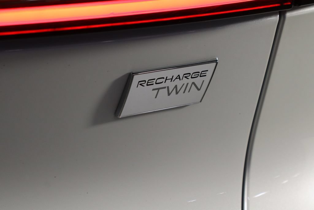 Used 2023 Volvo C40 P8 Recharge Ultimate w/ Protection Package Premier AWD/4WD image 41