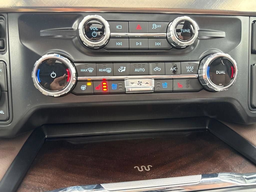 New 2026 Ford F250 King Ranch w/ Chrome Package AWD/4WD image 36