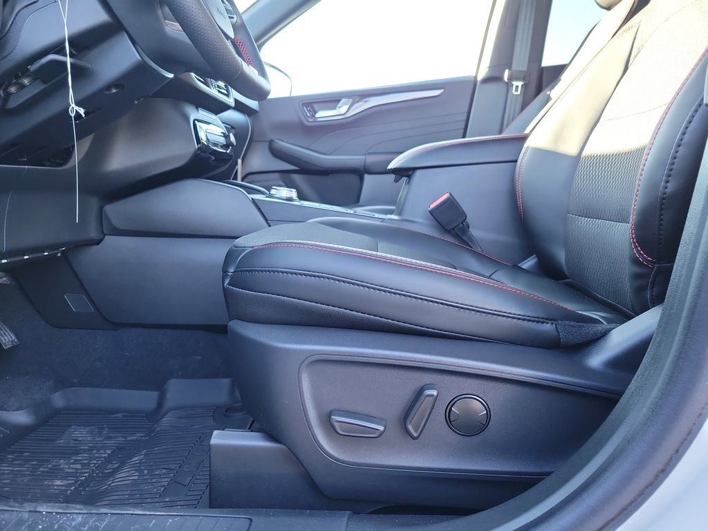 New 2026 Ford Escape ST-Line Select w/ Tech Pack #1 image 17