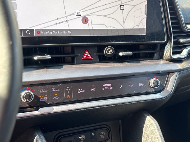 Used 2024 Kia Sportage EX FWD image 22