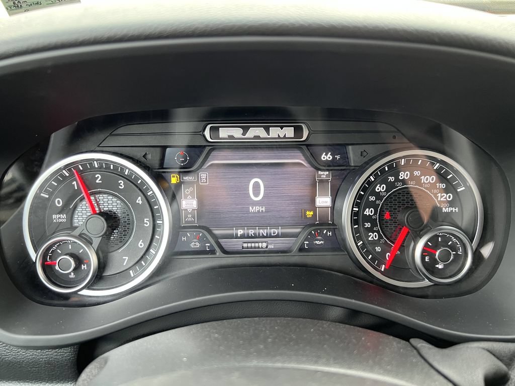 New 2026 RAM 3500 Big Horn AWD/4WD image 9
