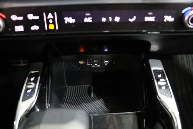 Used 2025 Kia Sorento SX Prestige AWD/4WD image 30