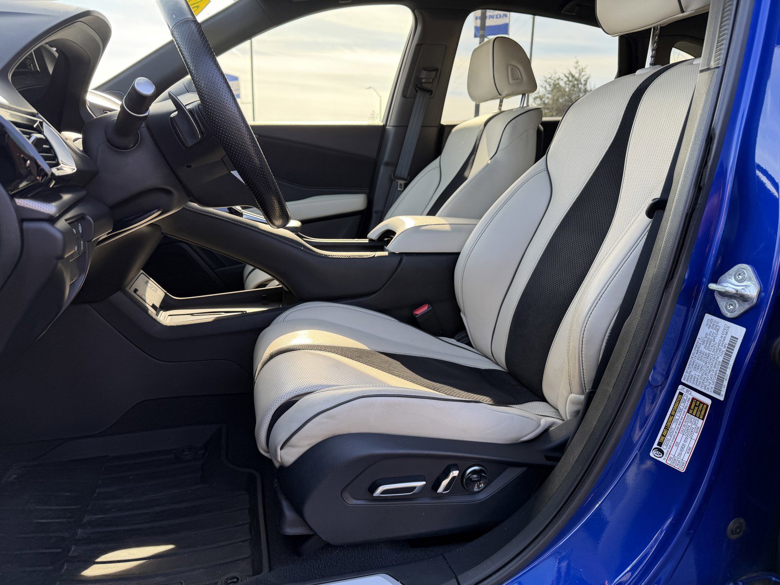 Used 2023 Acura RDX AWD w/ A-Spec & Advance Pkg image 21