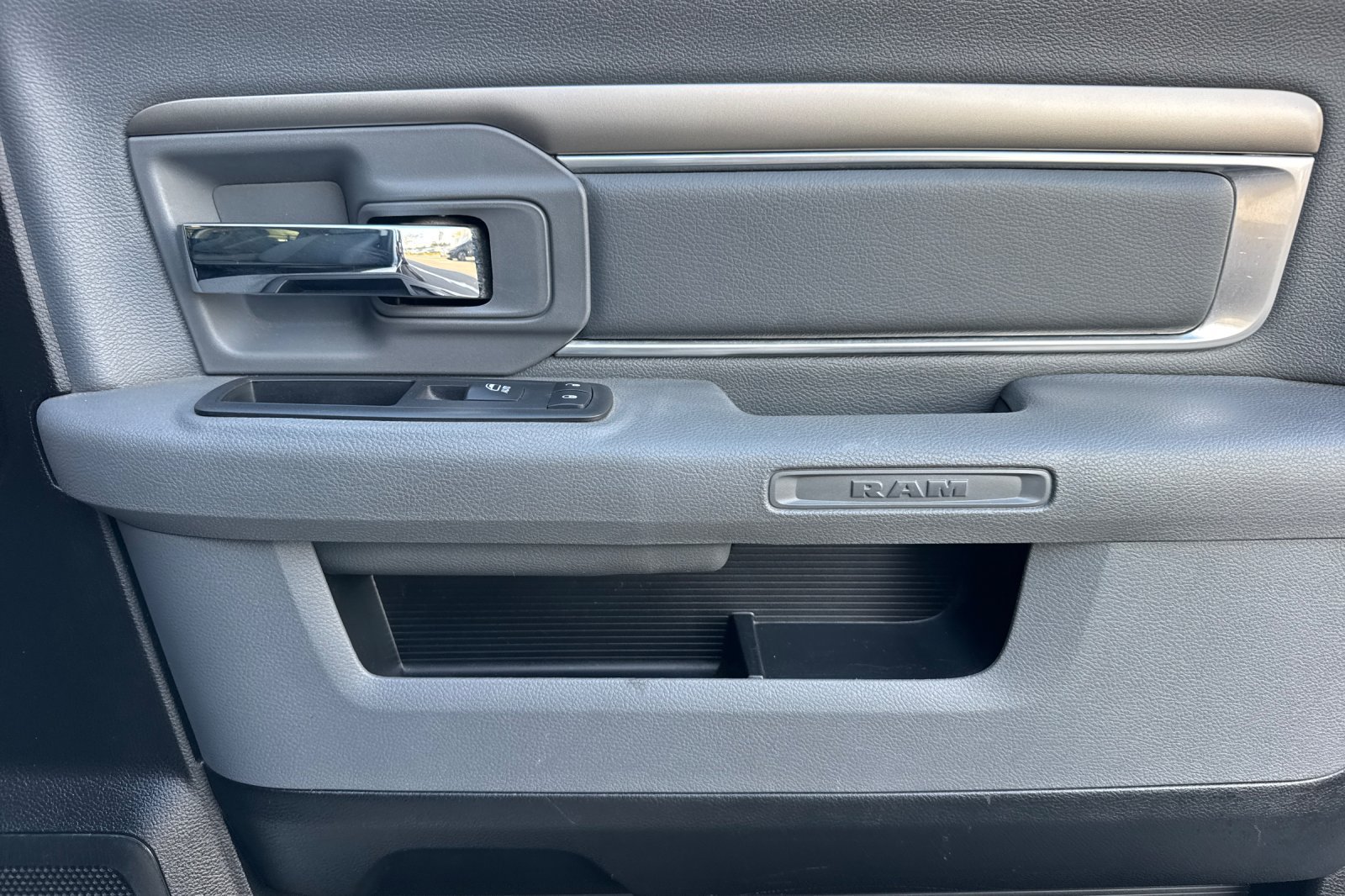 Used 2019 RAM 1500 Big Horn RWD image 21